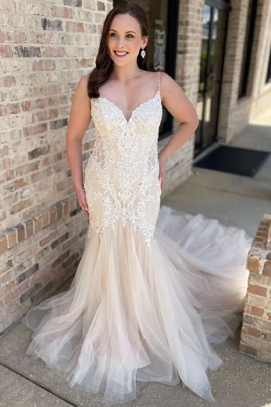 Hot Deal Beige Floral Lace V-Neck Trumpet Long Wedding Dress