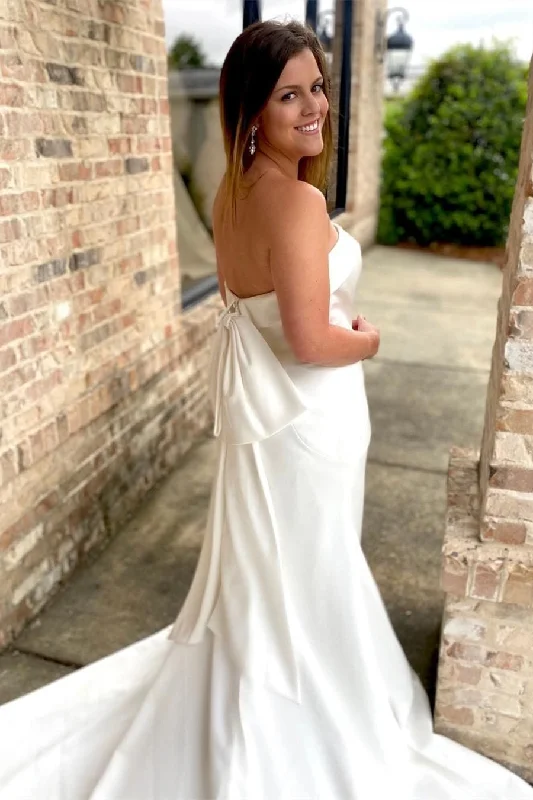 Friends and Family Sale White Strapless Bow Back Mermaid Long Wedding Dress
