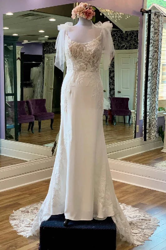 Markdowns White Lace Scoop Neck Backless Mermaid Long Wedding Gown