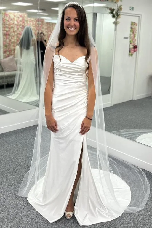 Savings Event Strapless V-Neck Mermaid Satin Pleated Beach Wedding Dress with Slit