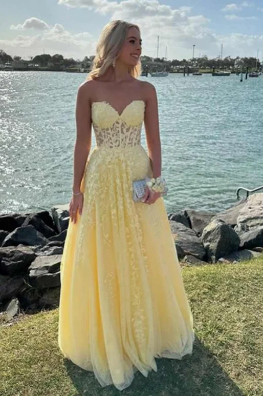 YEAR-End Sale Strapless Lace Applique A-Line Empire-Waist Sleeveless Tulle Prom Dress YEAR-End Sale Strapless Lace Applique A-Line Empire-Waist Sleeveless Tulle Prom Dress