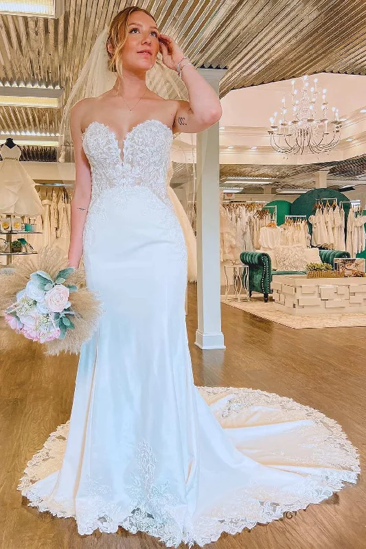 Discount Mania White Lace Strapless Mermaid Long Wedding Dress