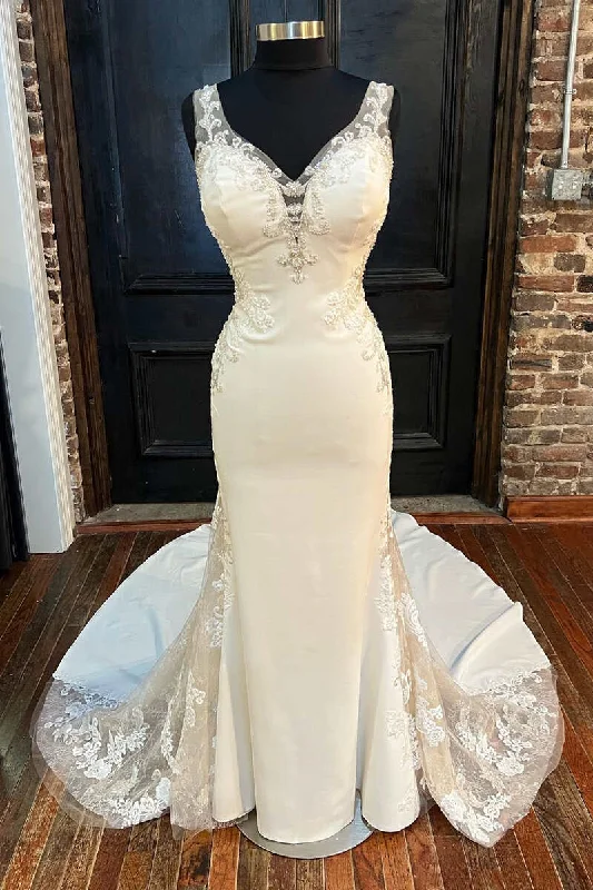 Overstock White V-Neck Backless Mermaid Long Wedding Gown