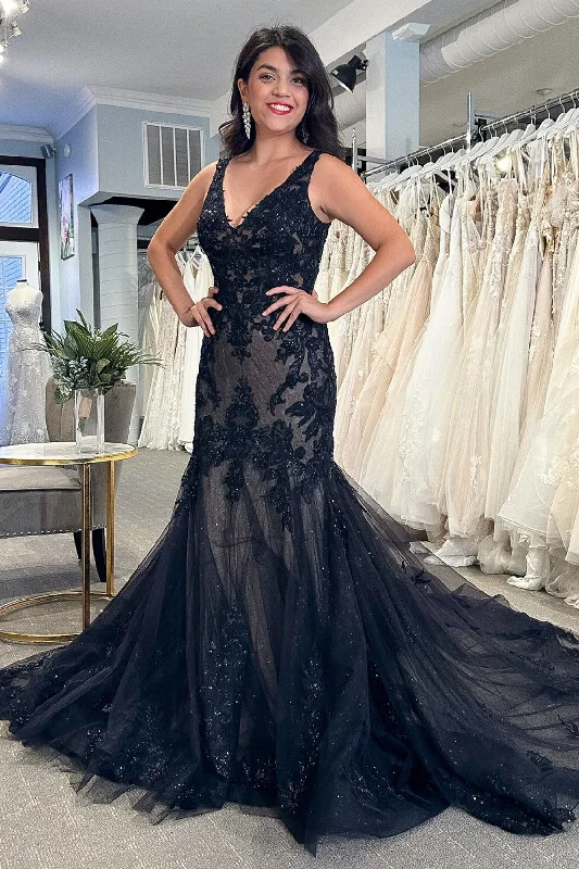 Huge Discounts Black Tulle Appliques V-Neck Trumpet Long Wedding Dress