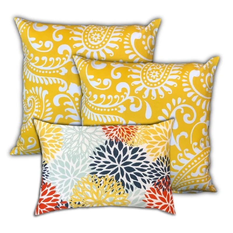 Huge Savings Pineapple Islands Indoor/Outdoor, Zippered Pillow Cover, Set of 2 Large & 1 Lumbar, Seafoam, Orange, Yellow Huge Savings Pineapple Islands Indoor/Outdoor, Zippered Pillow Cover, Set of 2 Large & 1 Lumbar, Seafoam, Orange, Yellow