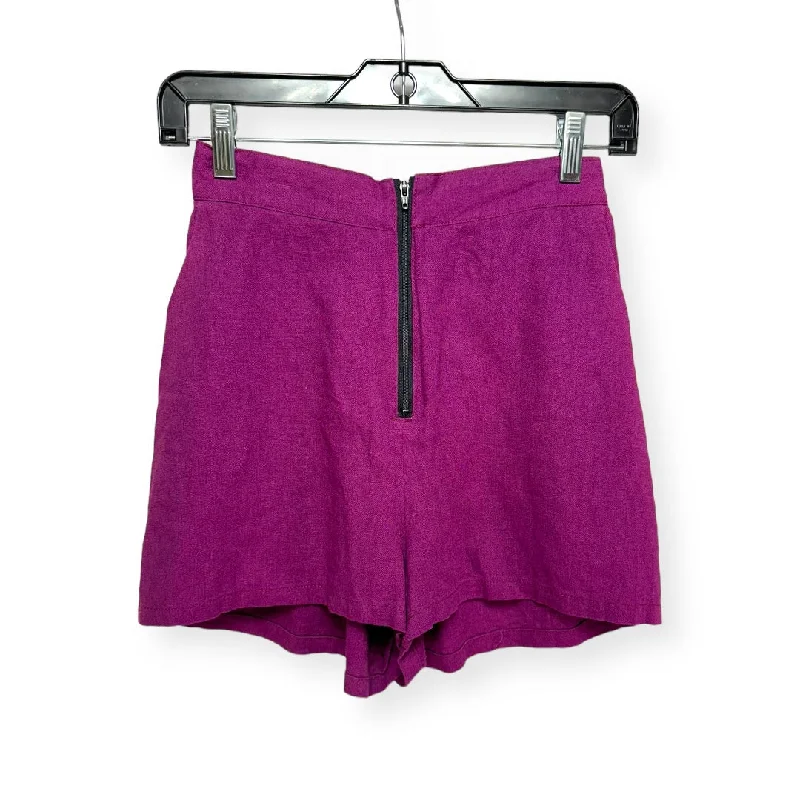 Price Rollback Shorts By Field Day  Size: M