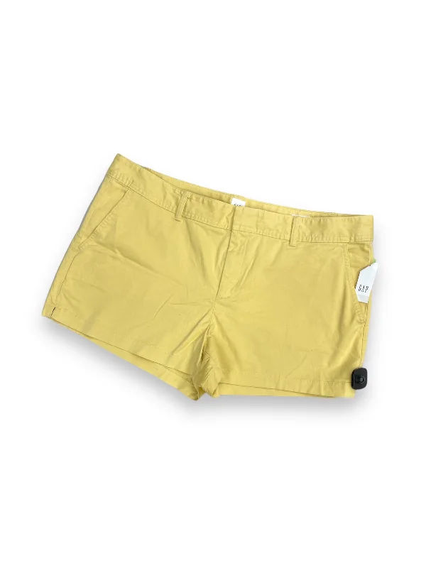 Can't Be Beat Shorts By Gap  Size: 18