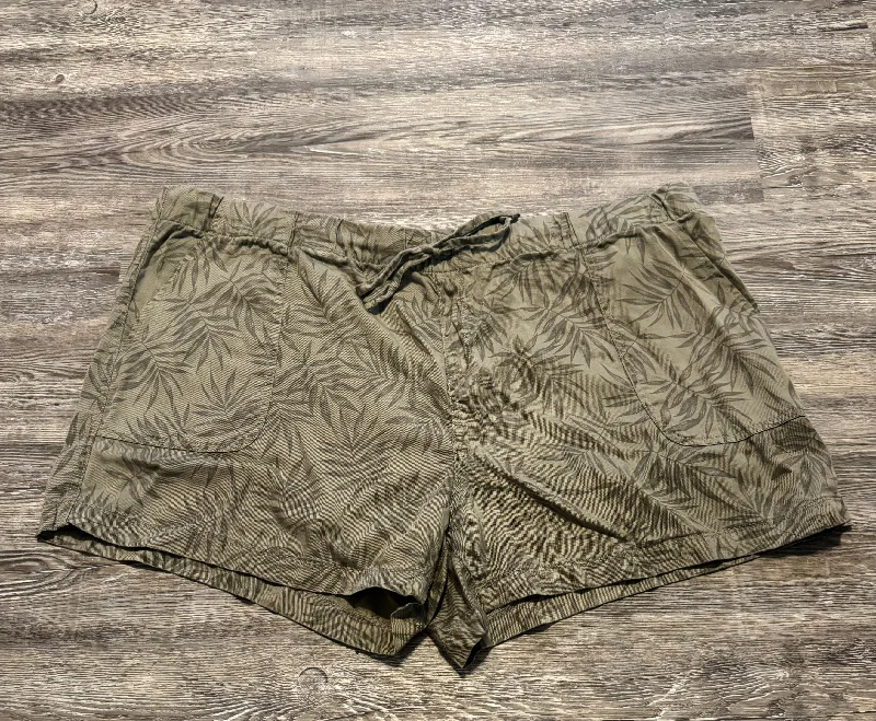 Price Cut Shorts By Gap  Size: Xxl