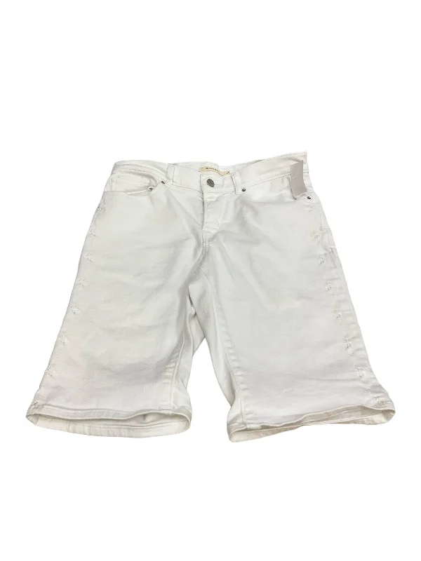 Great Deals Shorts By Levis  Size: 4
