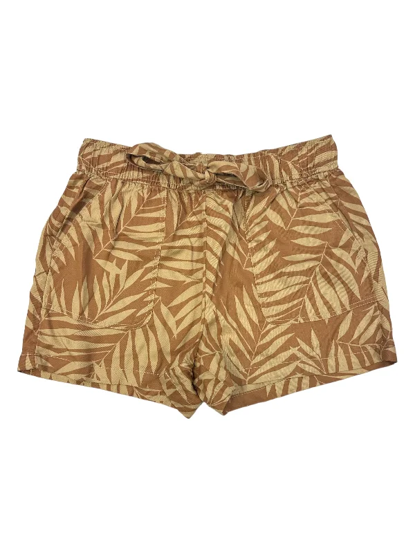 Act Now Shorts By Nicole Miller  Size: 10