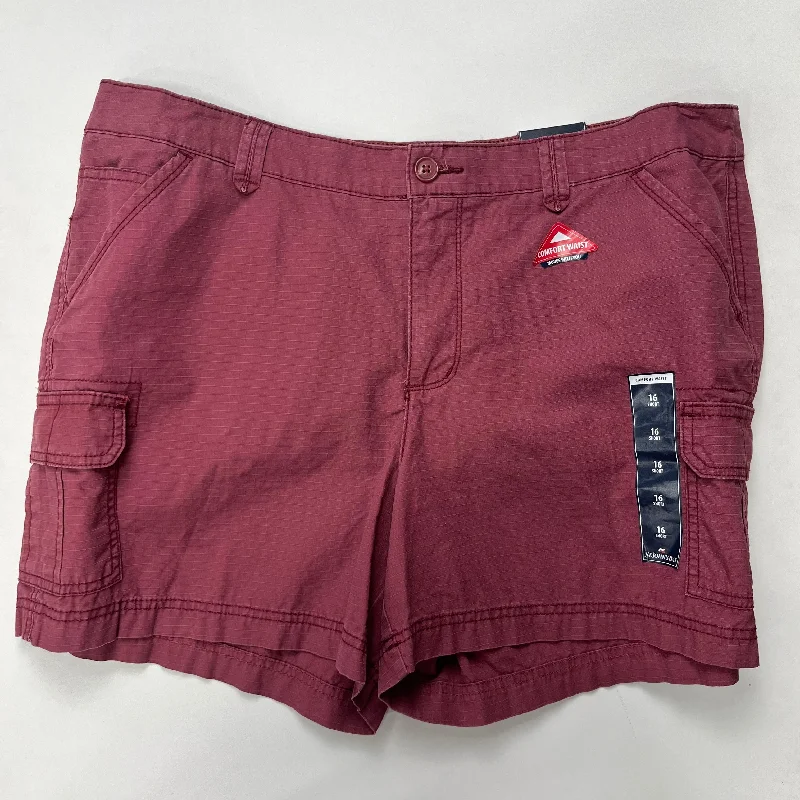 Markdowns Shorts By St Johns Bay  Size: 16