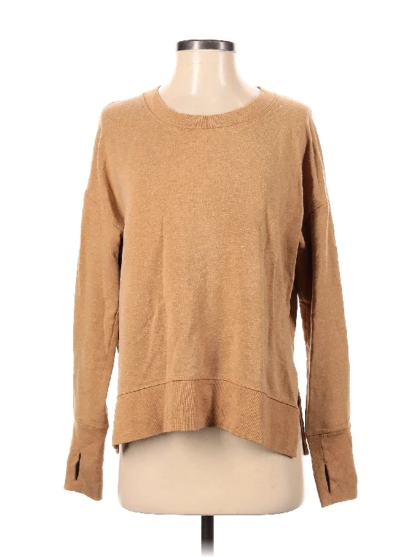 Seasonal Clearance Balance Pullover
