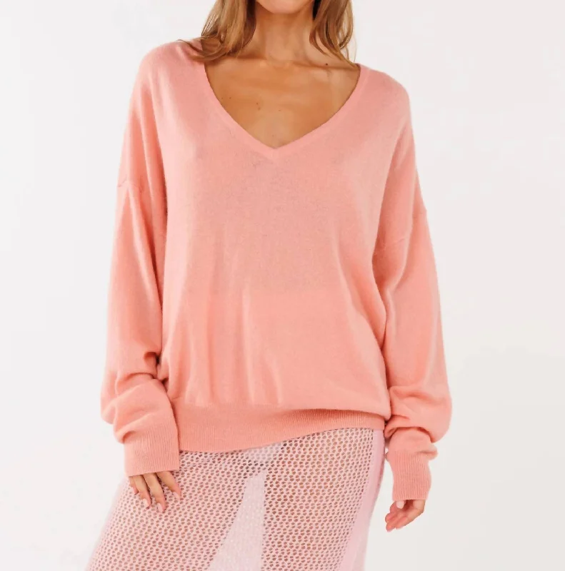 Deal Dash Blondie Deep Sexy V Neck Top In Marshmallo