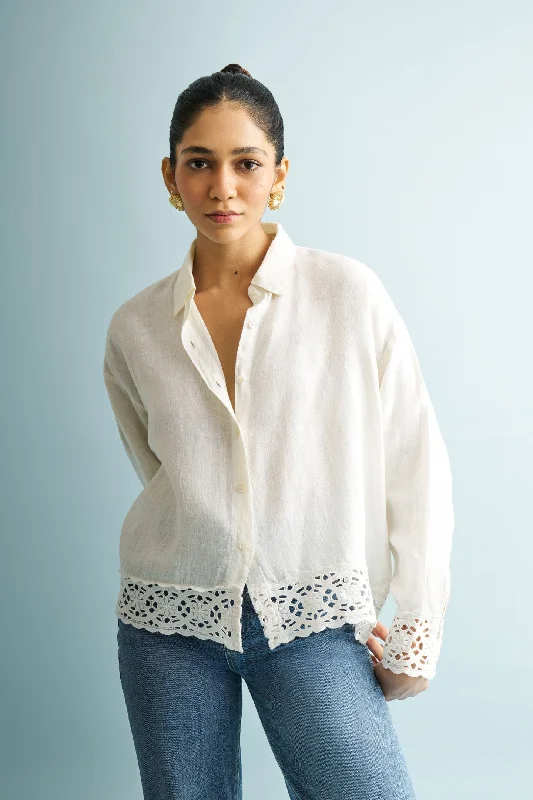 Crazy Deals Button-down with Lace Shirt in Off-white