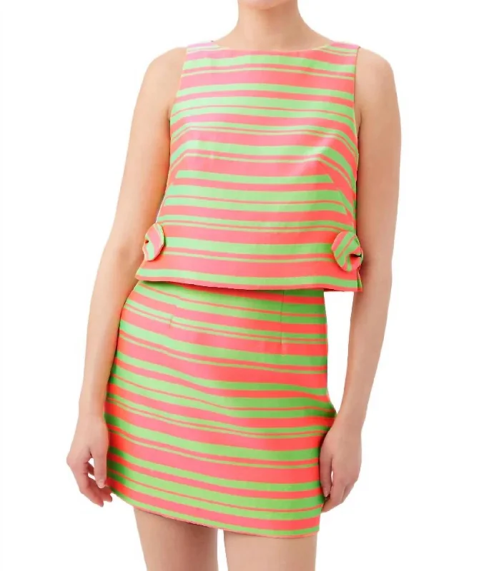 Mega Deal Cayley Top In Palma/superflora