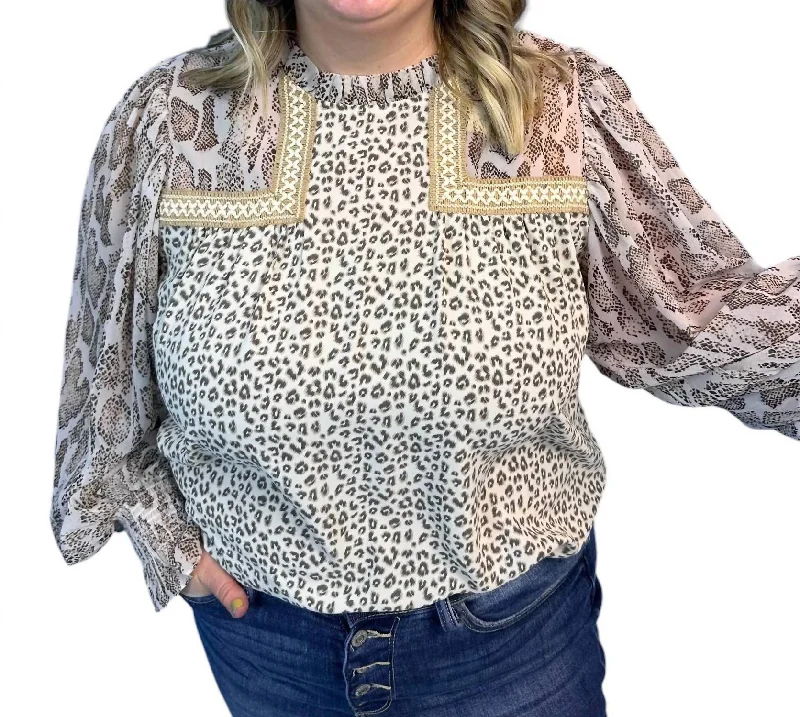 Overstock Sale Chiffon Poet Long Sleeves Top In Animal Print
