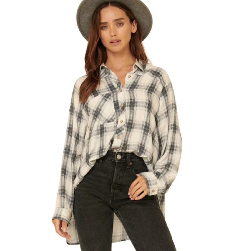 Deal Frenzy Oversized Loose Fit Plaid Shirt
