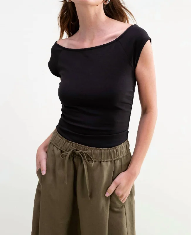 Sale Event Poised Top In Black