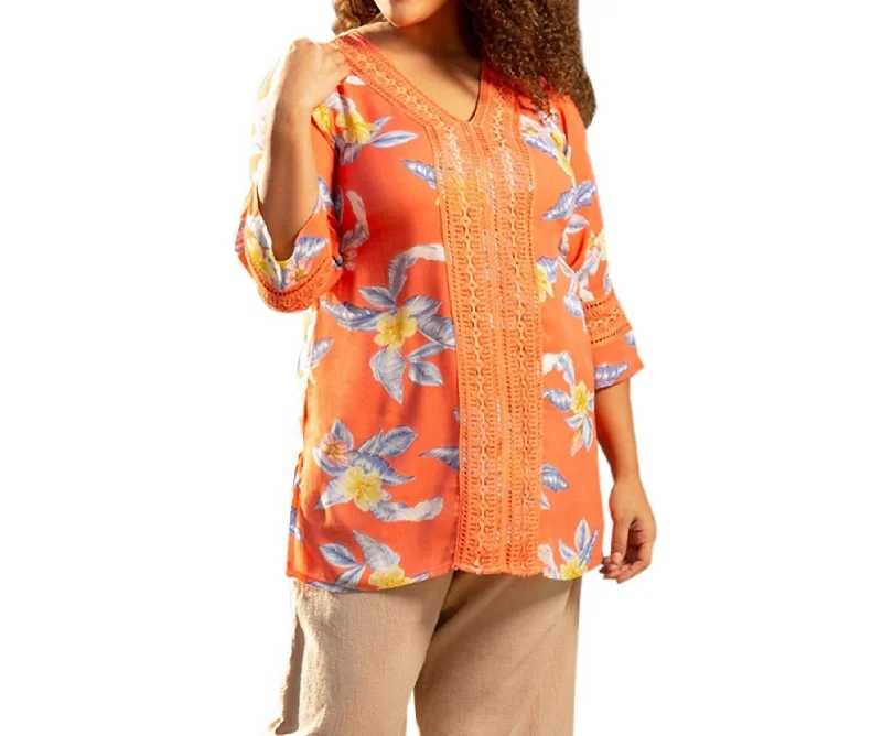 Price Smash Print Tatum Bracelet Sleeve V-Neck Tunic - Plus Size In Island Sunrise