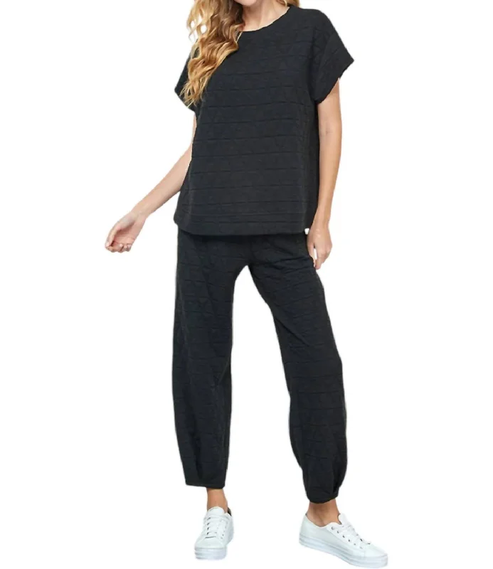 Buy More, Save More Vail Quilted Short Sleeve Top In Black