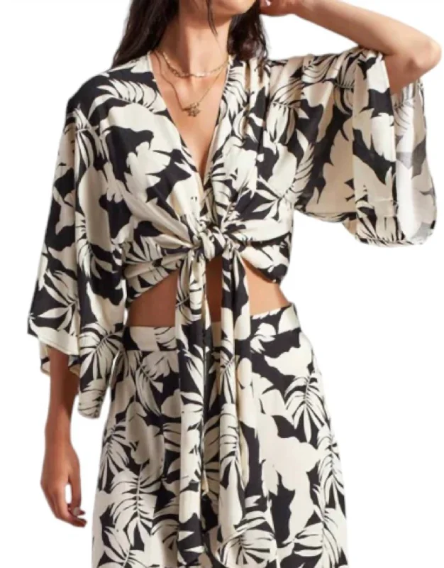 Fantastic Offers Wailea Front Tie Kimono Top In Ivory/black