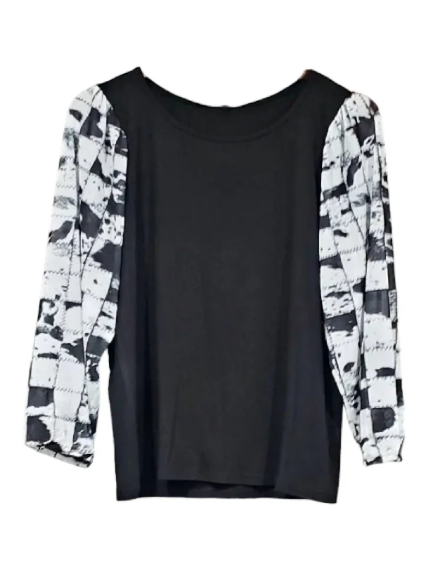 Unbeatable Prices Women's Stand Out In The Herd Top In Black