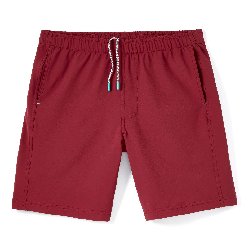 Referral Discount Everyday Short in Oxblood